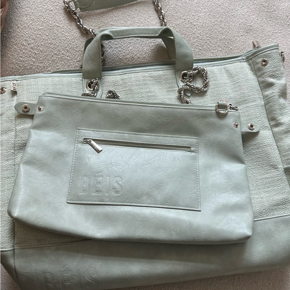 BEIS Travel Purse